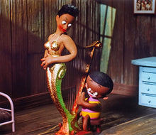 Load image into Gallery viewer, Singing Harp in Jasper and the Beanstalk (1945)